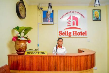 Selig - 1