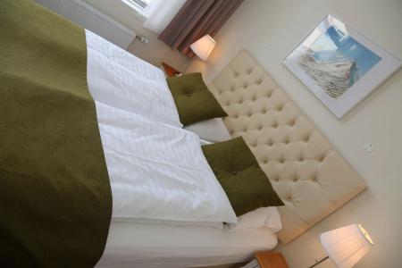 Kjarnalundur- Aurora Dream - Lodges and Rooms - 2