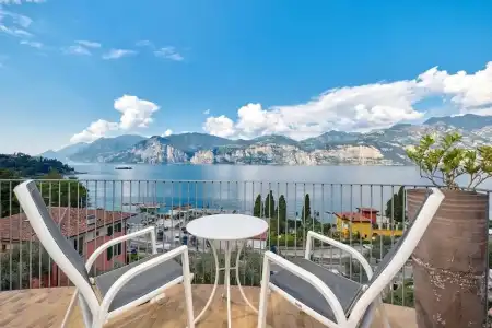 Capri - 195