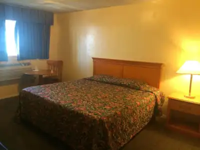 OYO Gateway Motel Las Vegas North Strip/Fremont St. Area - 1