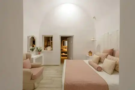 Senses Suites - 280