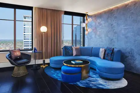 W Minneapolis - The Foshay - 82