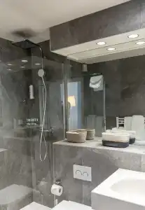 Hôtel de la Rouvenaz - 65