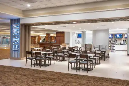 Sheraton Boston, a Marriott - 13