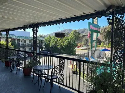 Welcome Inn on Colorado Blvd - 39