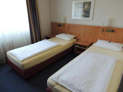 Airport BusinessKöln - 19