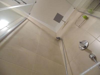 Refresh Boutique Apartments - 7