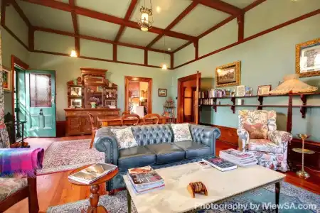 Buxton Manor - 34