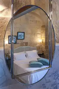 Lulu Boutique - 1