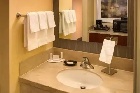 Courtyard by Marriott Anchorage Airport - 30