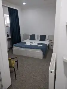 LEO PALACE - 12