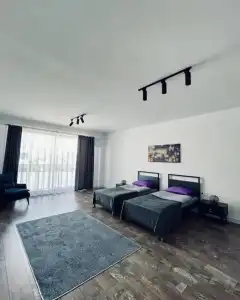 Side Mira Palace - 0