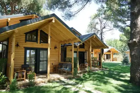 Pino Mar Luxury Bungalows - 24