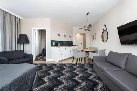 ApartEtna - 90
