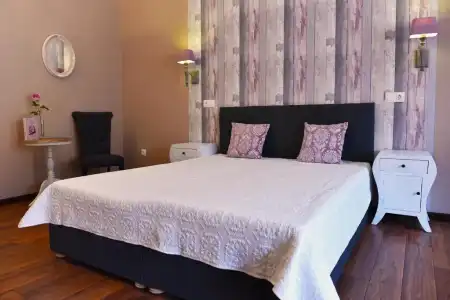 Guest House Romantika Panzio - 6