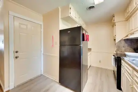 Quiet Columbus Home w/ Private Deck & Grill! - 17