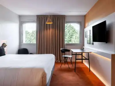 Hôtel Mercure Rouen Centre Champ-de-Mars - 2