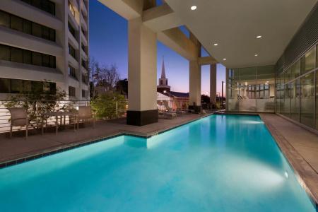 Embassy Suites Los Angeles - Glendale - 12