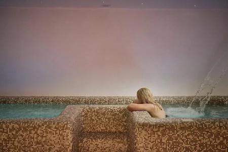 Alleys All-Suite & Spa - 27