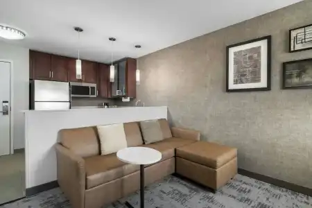 Residence Inn Des Moines Downtown - 63