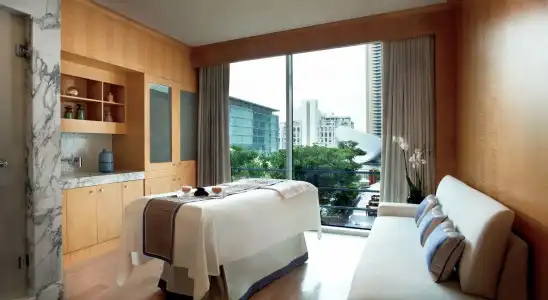 The Ritz-Carlton Executive Residences - 41