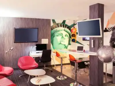 ibis Styles Strasbourg Centre Gare - 10