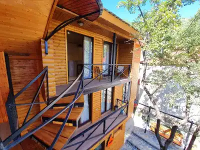 Nino Ratiani's Guesthouse - 16