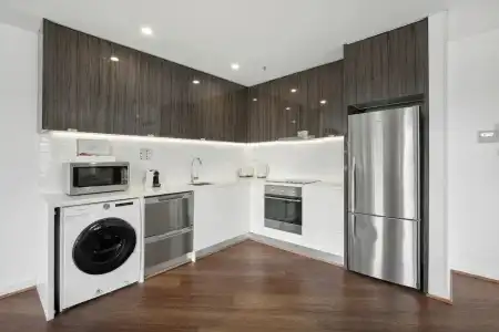 Bondi 38 Serviced Apartments - 38