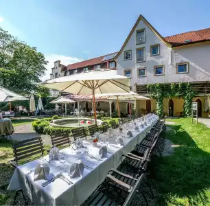 Boutique-Bayerischer Hof - 9