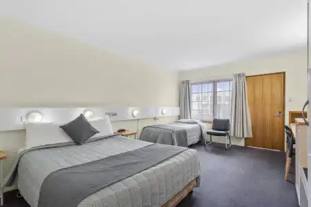 Martin Cash Motel - 16