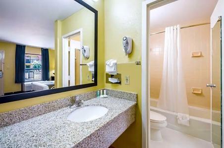 Quality Inn Fredericksburg-Central Park Area - 68