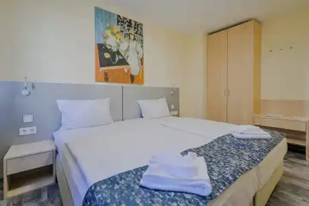 Münchner Hof - 96