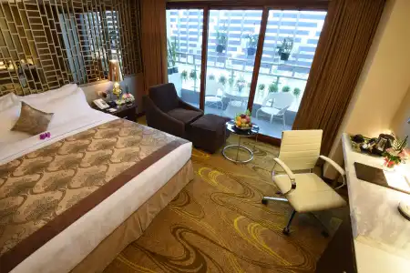 Best Western Chinatown - 50