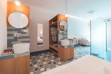 Medousa Suites - 49