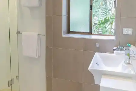 Ocean Breeze Resort - 80