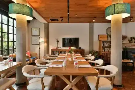 Blossom Hill Inn · Shantang - 17