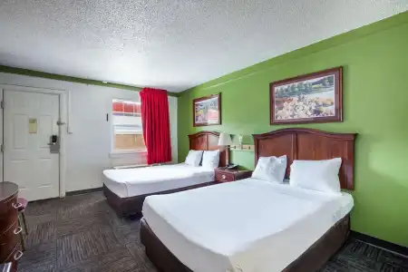 Americas Best Value Inn - 47