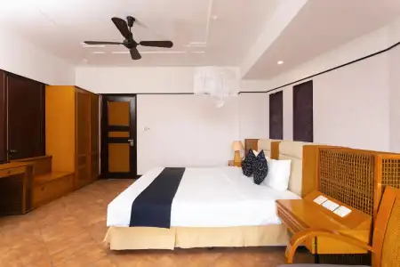 Capital O 1078 Sun and Sea Resort Hue - 32