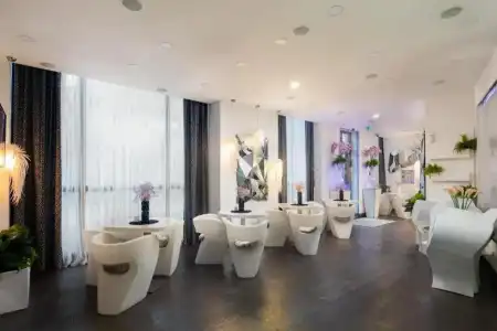 Boutique Luxe - 22