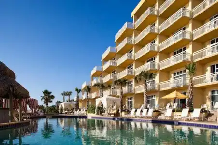 The Shores Resort & Spa - 12