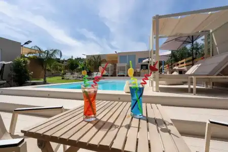Modular Bungalows With Pool Vravrona Artemis Greece - 40