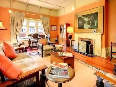 Buxton Manor - 5
