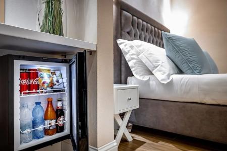 Ungherese Small Luxury - 96