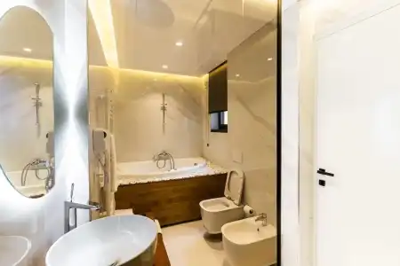 La Suite Boutique - 77