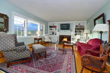 Wilburton Inn - 295