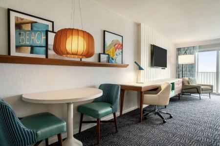 DoubleTree by Hilton Ocean City Oceanfront - 123
