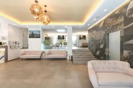 Maple Tree Apartments - 24