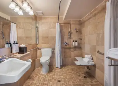 Crowne Plaza San Diego - Mission Valley by IHG - 7