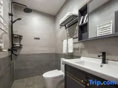 Mayfair Plaza Motel - 45