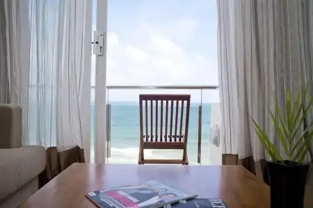 Ocean Edge Suites & Colombo - 32